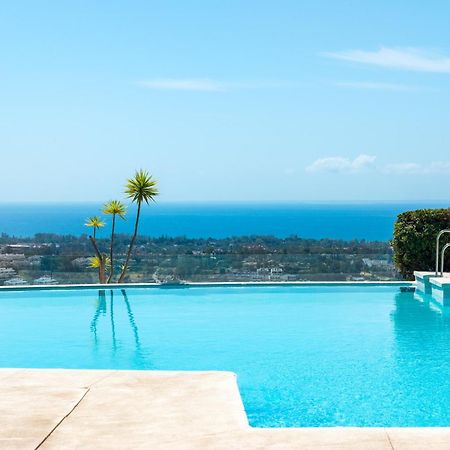 Large 3-Bedroom Nestled In Golf Paradise Estepona Exterior photo